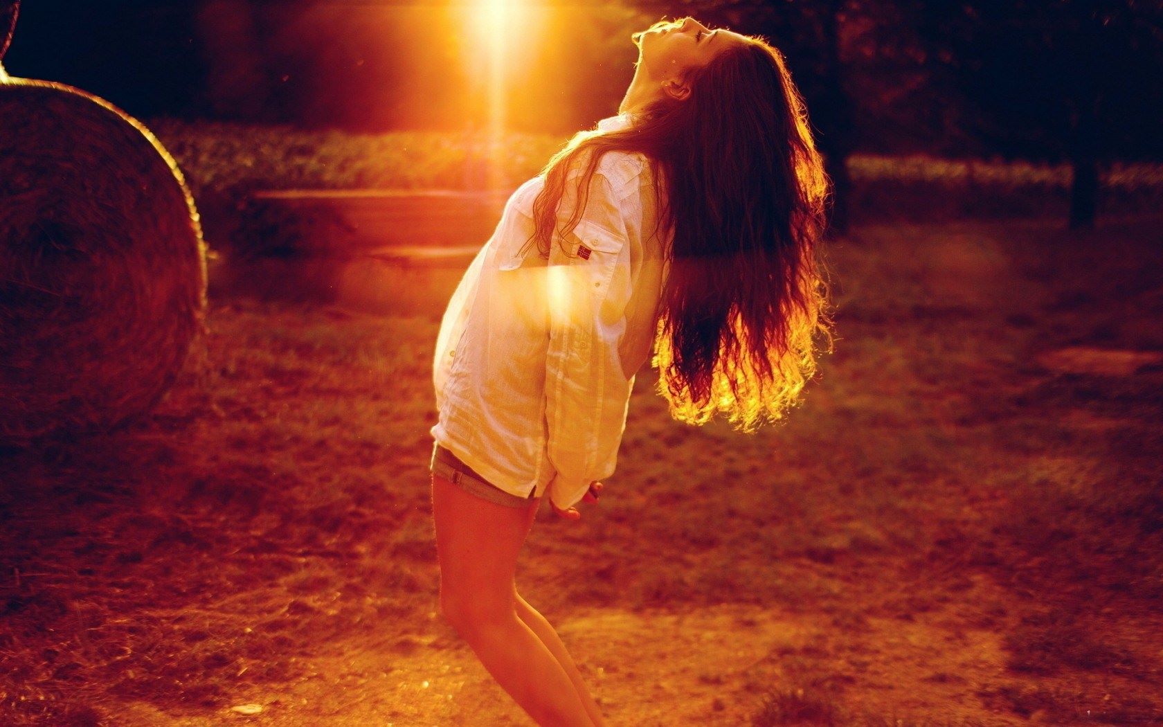 NI MOGLO ŠKODITI – Sandy Ezrine